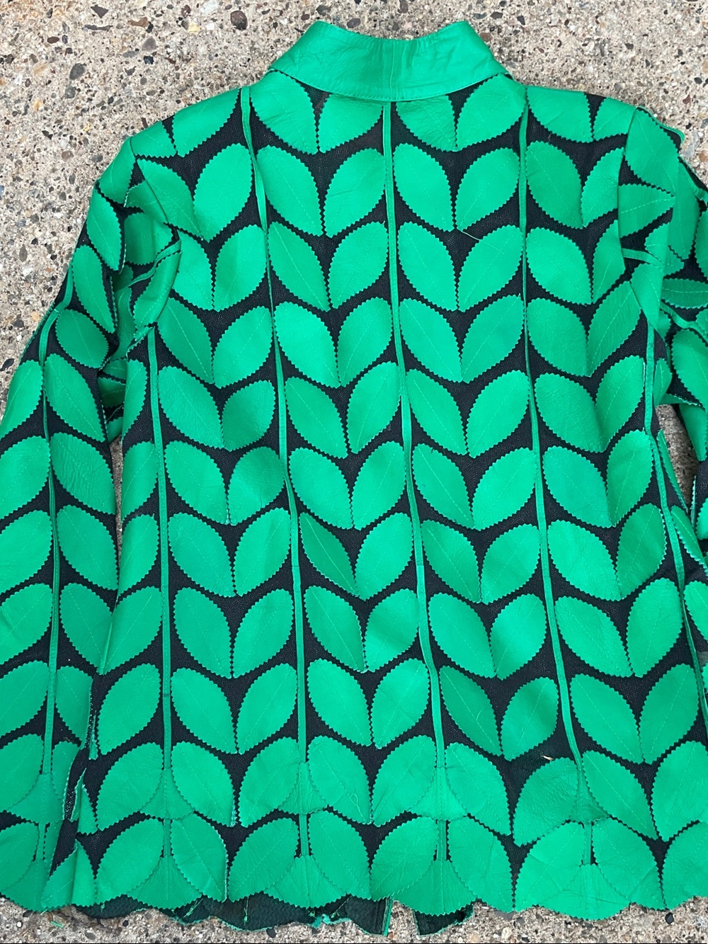 Green Leaf Pattern Zip Jacket Size Small - Picture 5 of 5